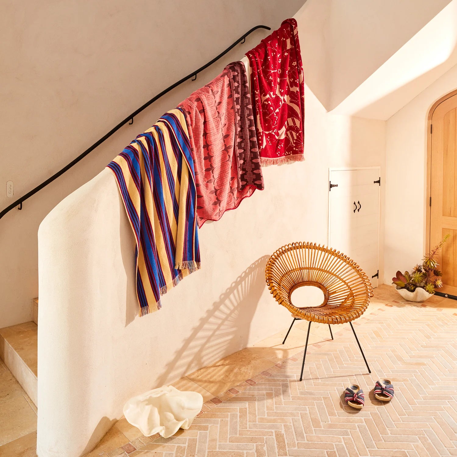 SAGE & CLARE ESME BATH SHEET: HIBISCUS