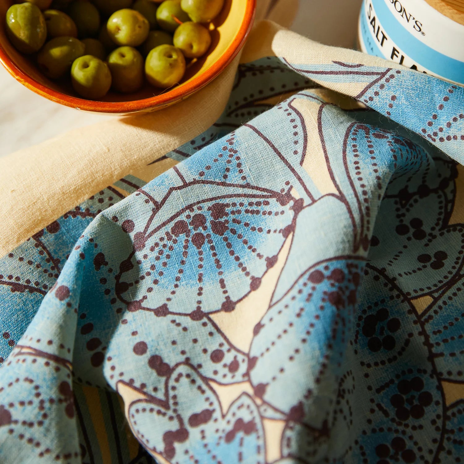 SAGE & CLARE LUCIA LINEN TEA TOWEL
