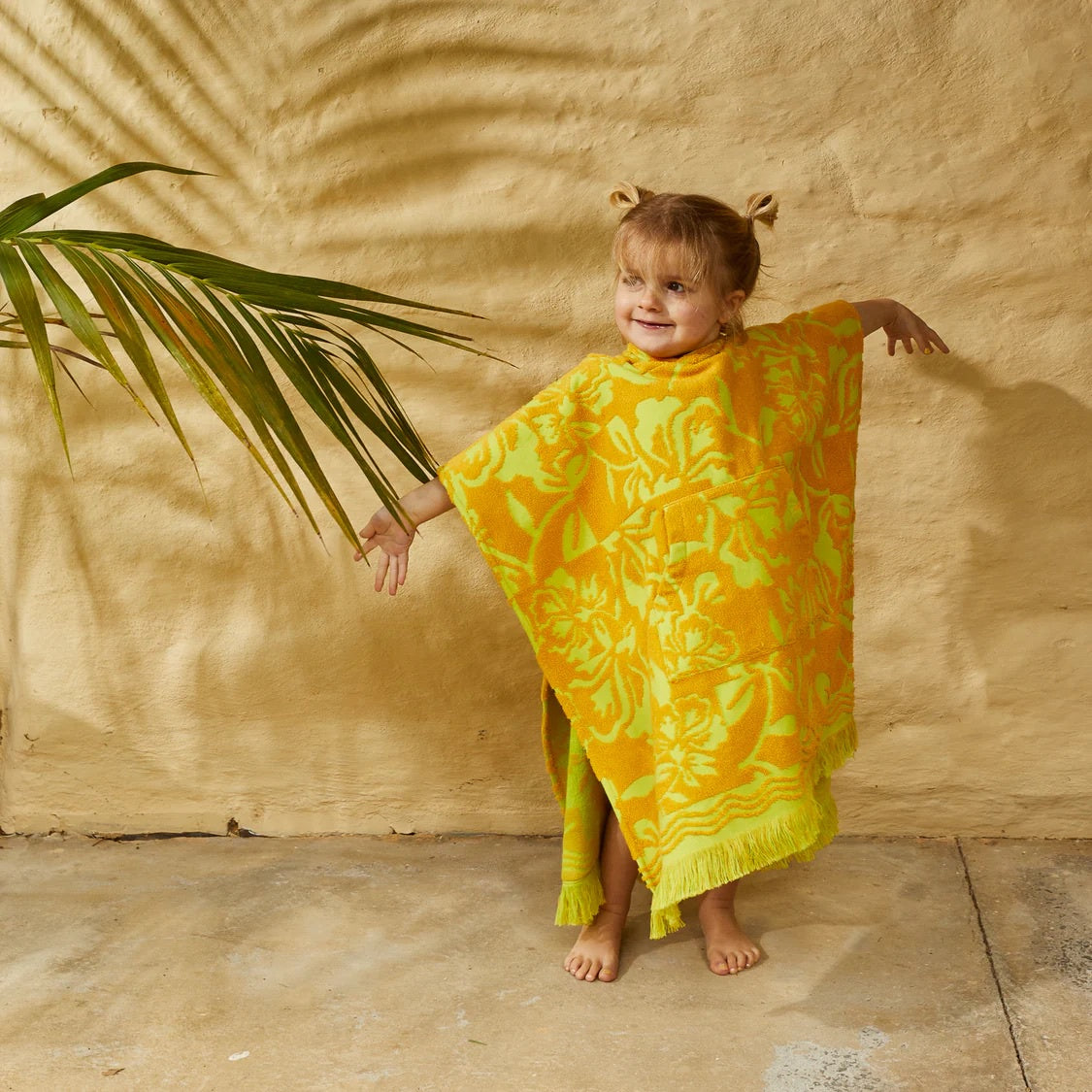 SAGE & CLARE ROSALIA KIDS PONCHO: DUNE