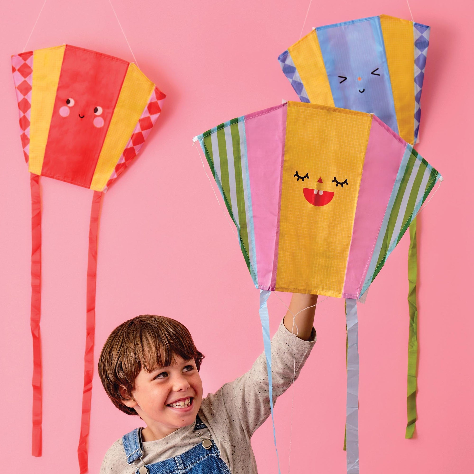 FUNNY FACES POCKET KITE