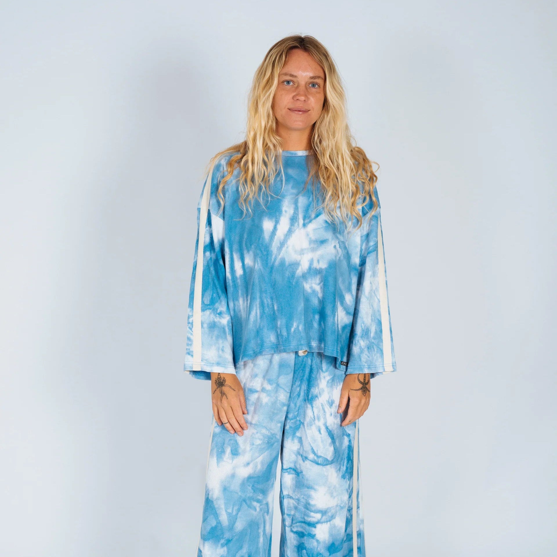 ATMOSEA LOUNGE L/S TEE: CLOUD TIE DYE