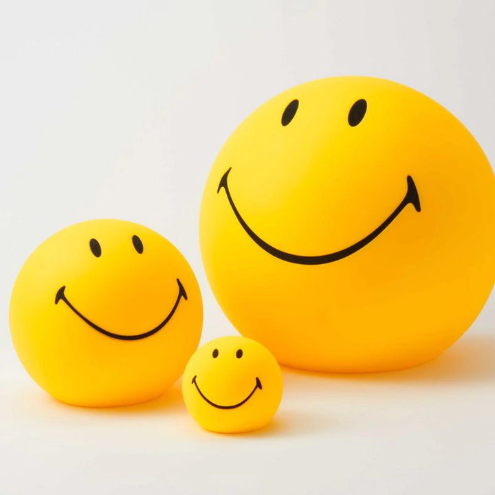 MR MARIA SMILEY STAR LIGHT