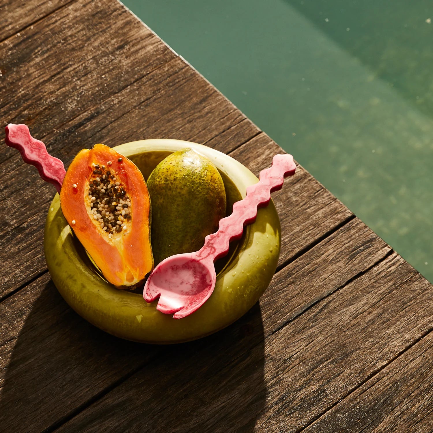 SAGE & CLARE GISELE SALAD SERVERS: CRIMSON