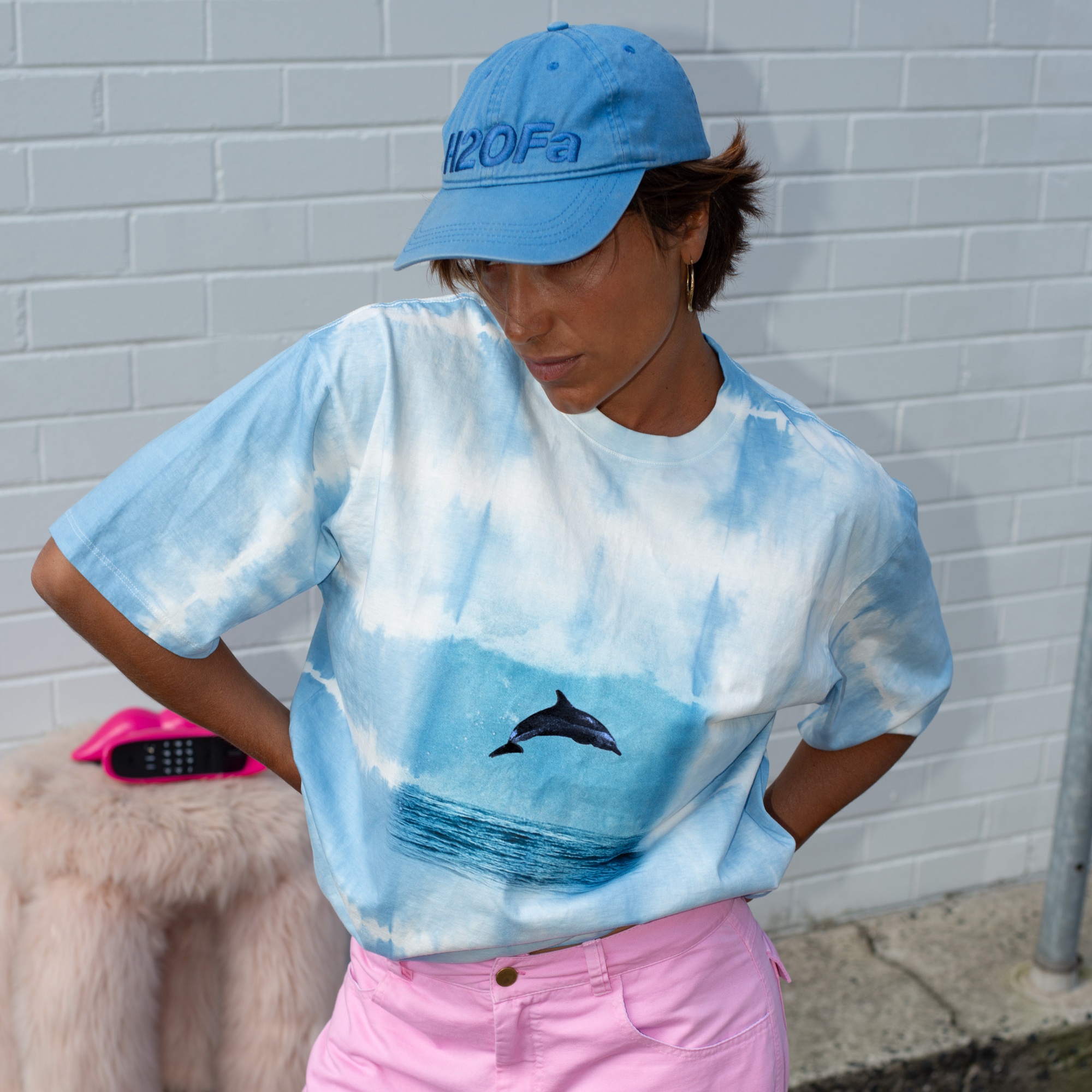 PATCHS STUDIO RETRO DOLPHIN TEE