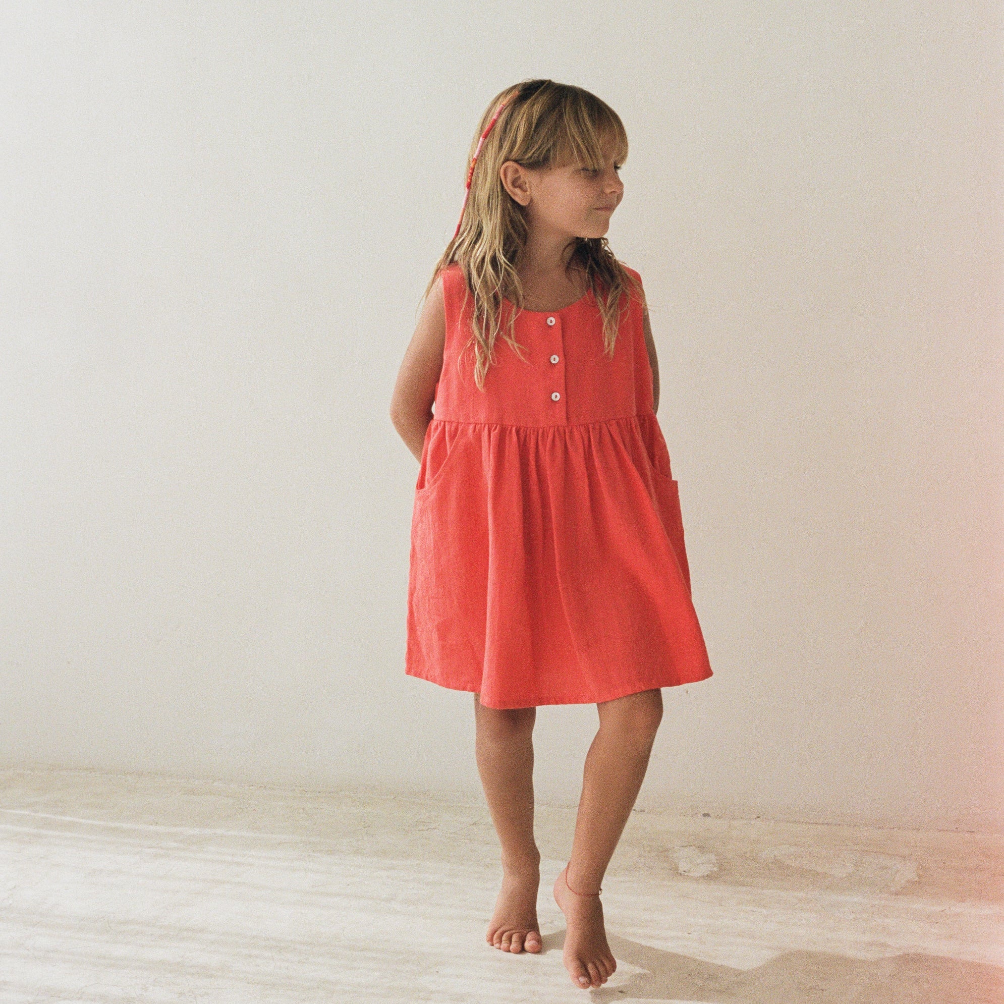 ILLOURA DELLA PINAFORE: CORAL