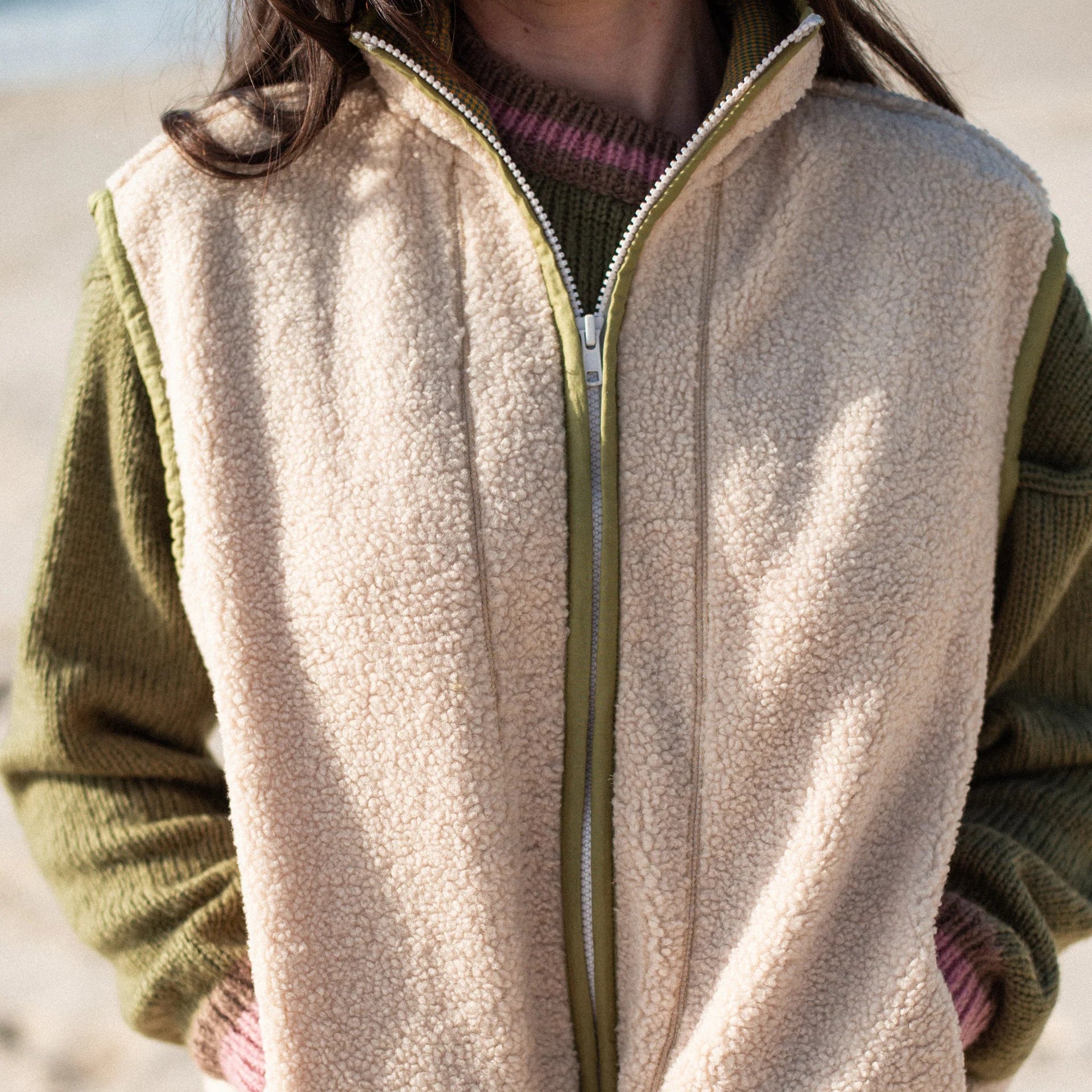 ATMOSEA SURF COACH FRONT ZIP VEST: CREAM/ HOUNDS TOOTH
