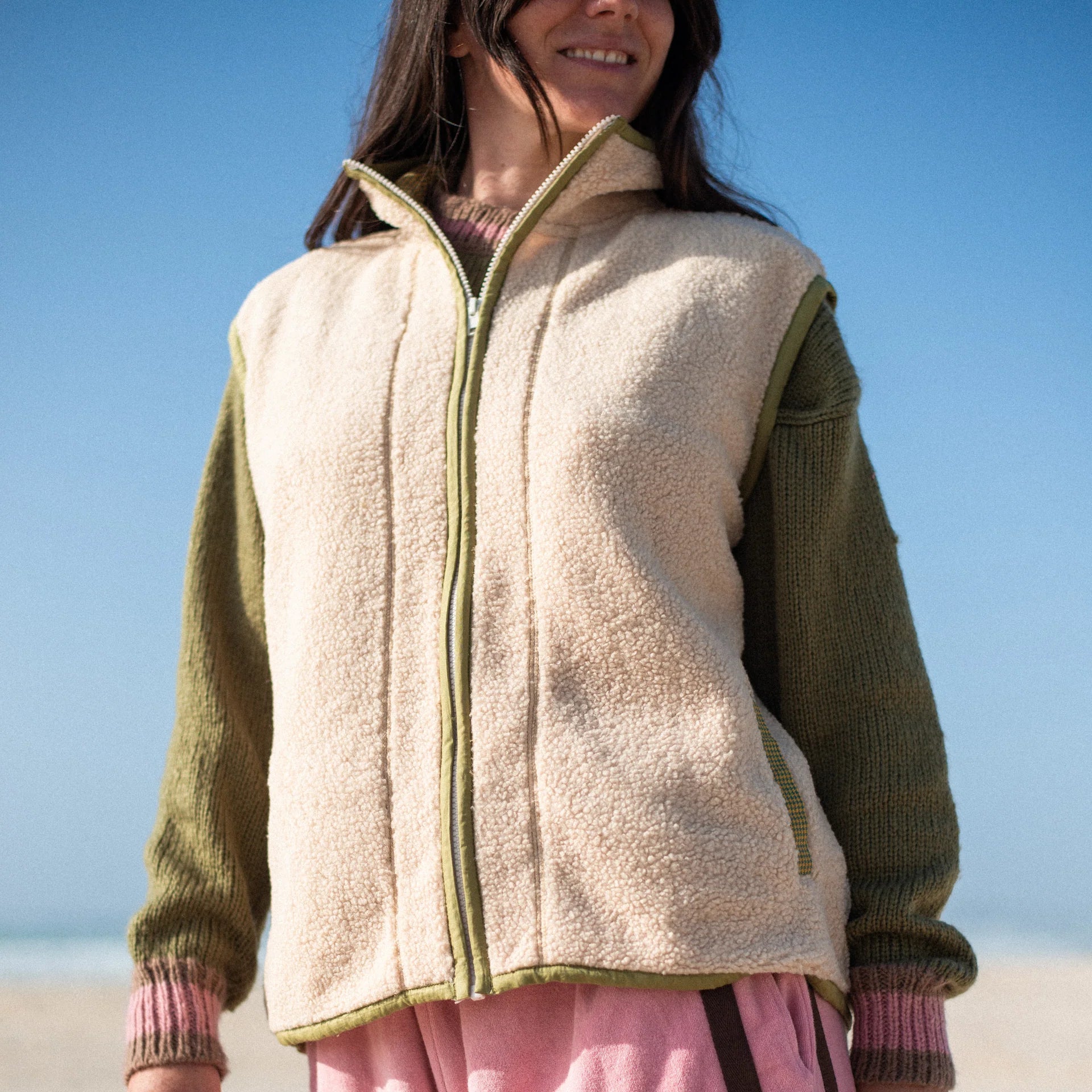 ATMOSEA SURF COACH FRONT ZIP VEST: CREAM/ HOUNDS TOOTH