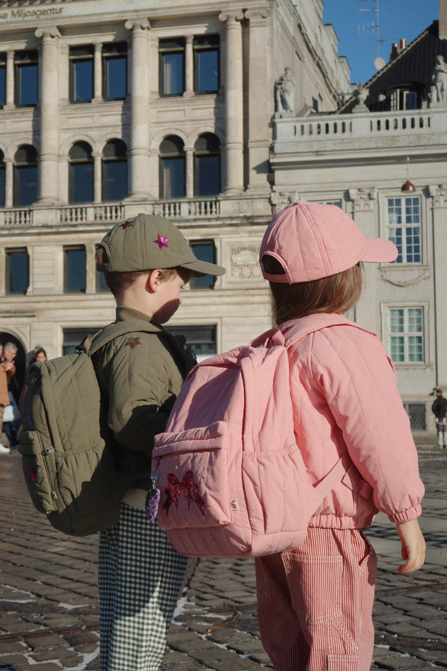 KONGES SLOJD JUNO SEQUIN CAP: ROSETTE