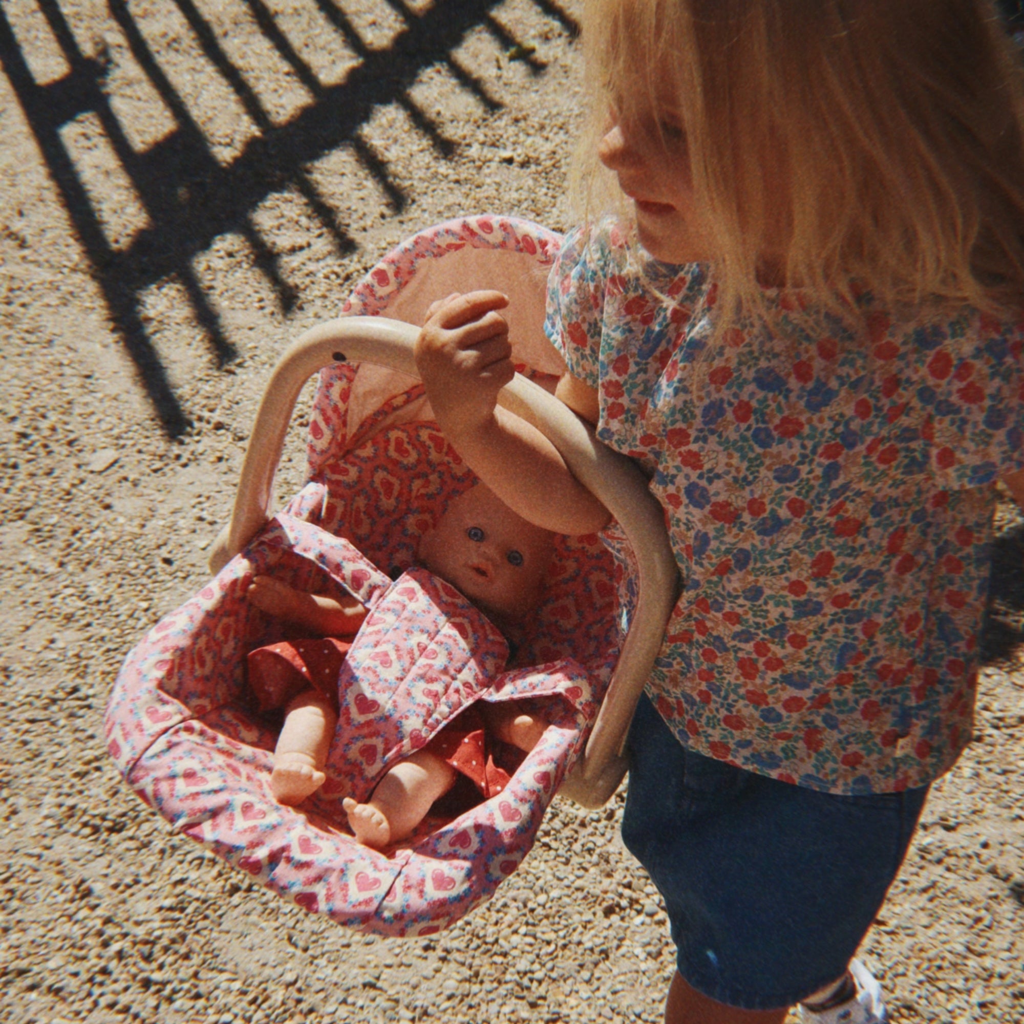 KONGES SLOJD DOLL CAR SEAT: FELICE ROSE