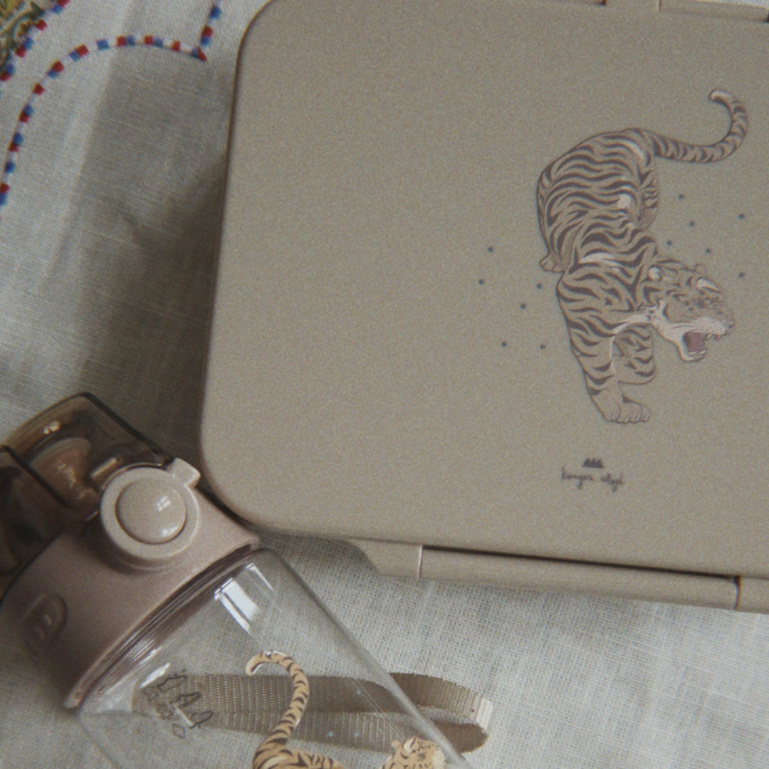KONGES SLOJD BENTO LUNCH BOX: TIGER RUGGITO