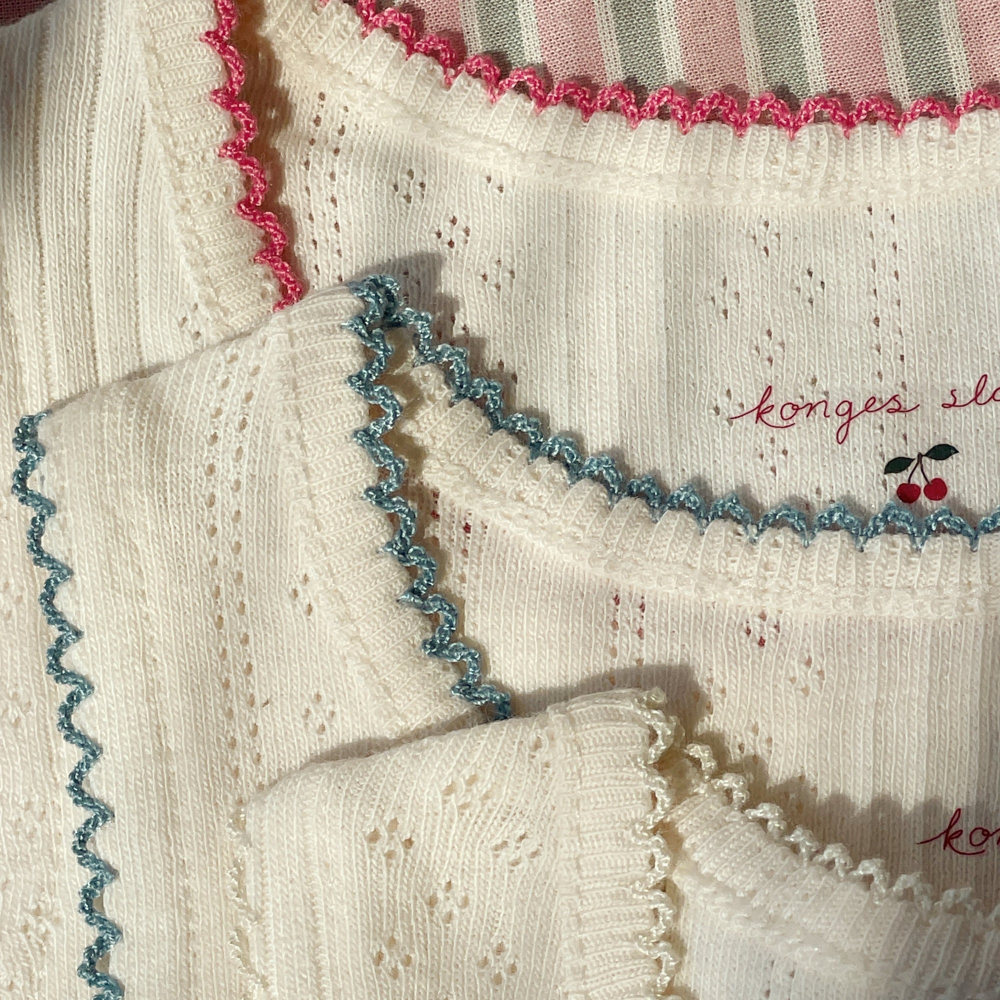 KONGES SLOJD MINNA TANK TOPS 3PC: ANTIQUE WHITE