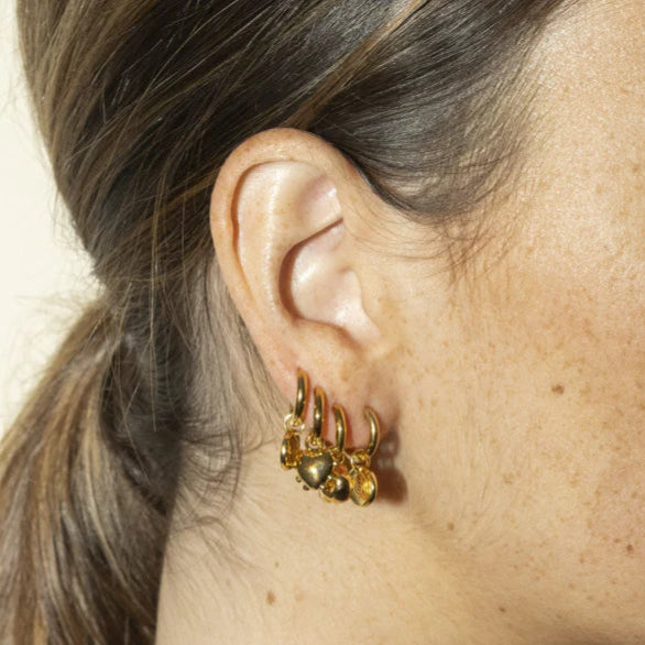 SANDRALEXANDRA MINI MILAGROS HEART GOLD EARRINGS