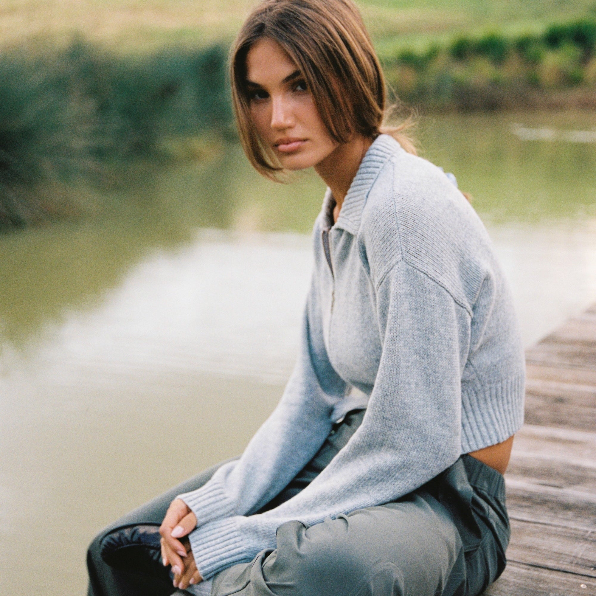 JUNI WOMENS KAIA ZIP CARDIGAN: STONE