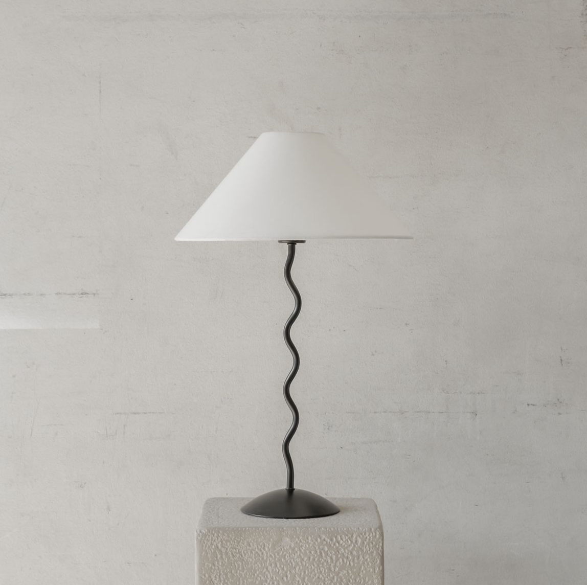 MCMULLIN & CO PERCY TABLE LAMP