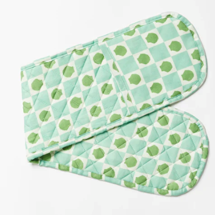 BONNIE AND NEIL LONG POT HOLDER: SHELL CHECK MINT